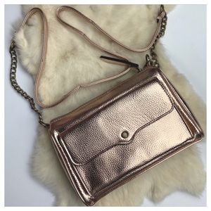 ROSE GOLD CROSSBODY BAG